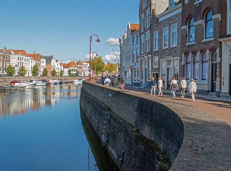 Alle wandelroutes in Zeeland. Ontdek zelf hoe heerlijk je hier kunt wandelen met onze wandelroutes in Zeeland.