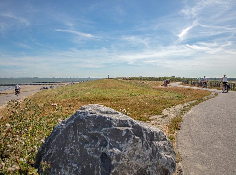 Nieuwe Sluis lighthouse