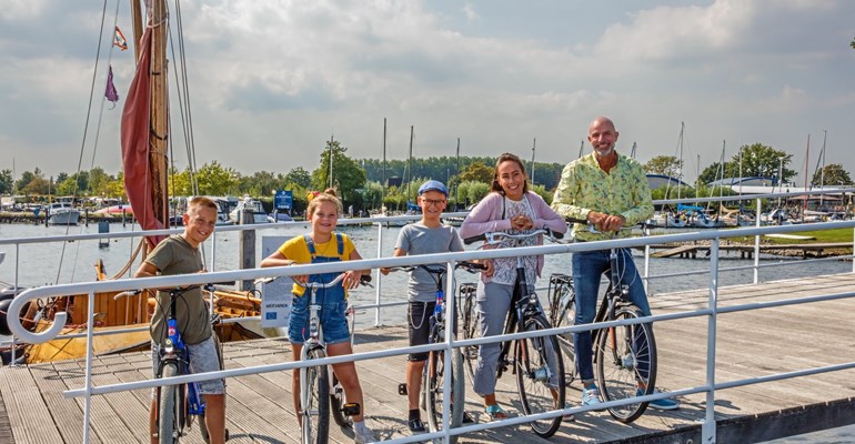 Lees hier alles over de Zeeuwse pontjes.