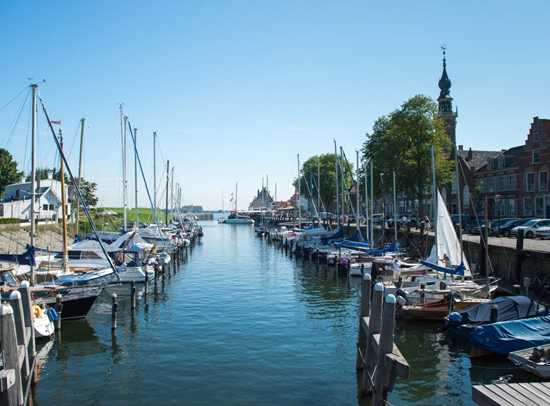 Haven van Veere, een van de 10 redenen om naar Zeeland te komen.