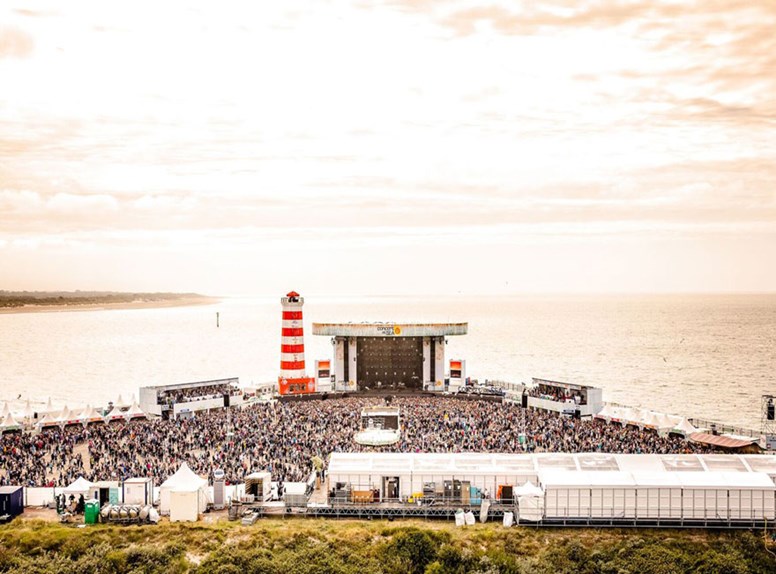 Concert at Sea podium Brouwersdam